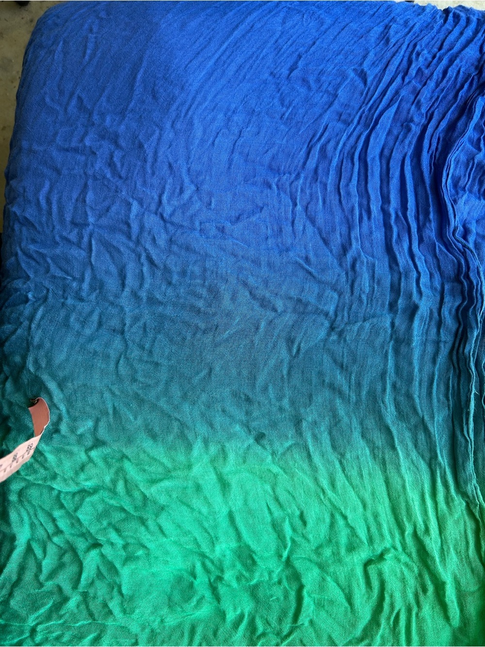 💚3/$25 Blue-Green Ombre Swimsuit cover up scarf
